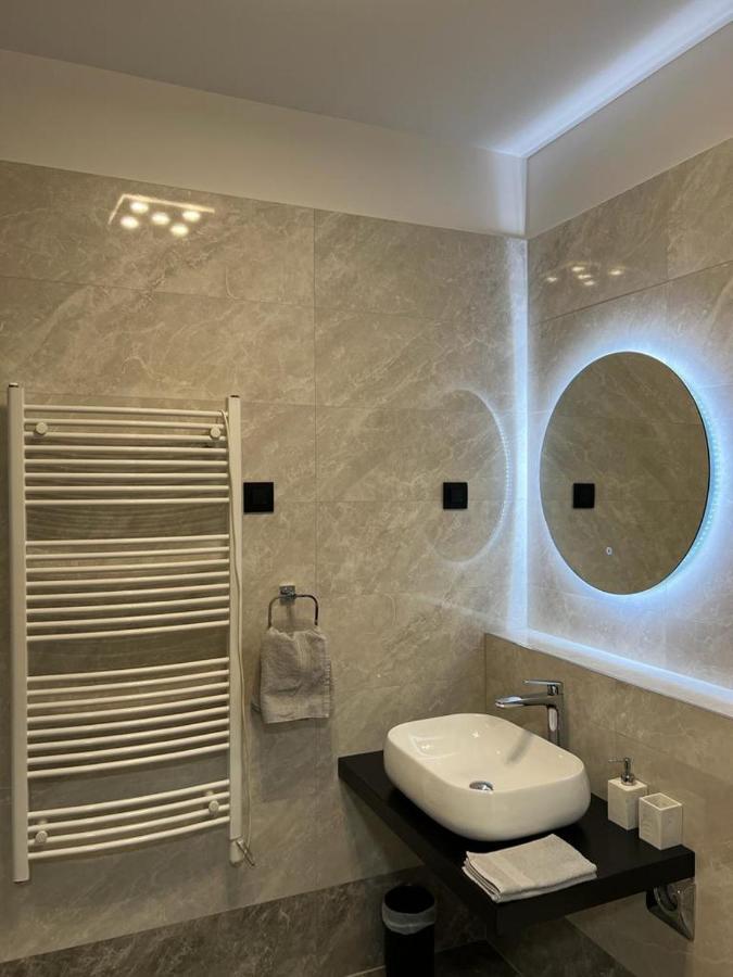 Luxury Suite Ora سبليت المظهر الخارجي الصورة